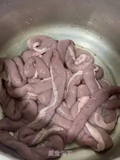 Make Pepper pickles and pork soup step 5