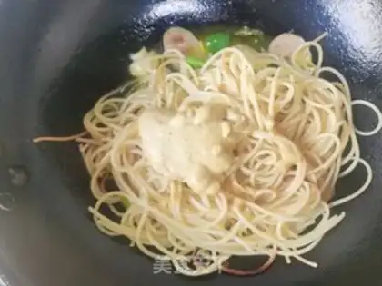 Make Cream mushroom pasta step 5