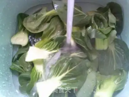 Make Potato broccoli bone soup step 1