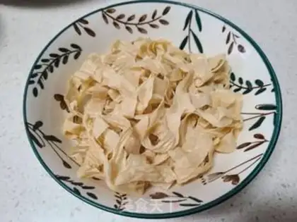 Make Scrambled bean skin step 3