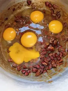 Make Red sugar date cake step 2