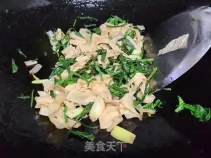 Make Scrambled bean skin step 4