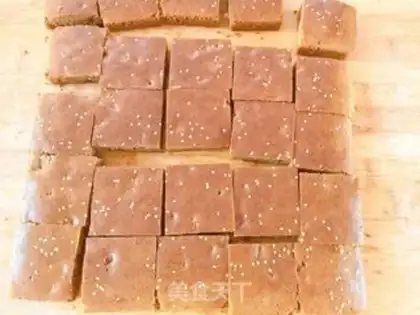 Make Red sugar date cake step 9