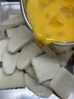 Make Egg frying step 3