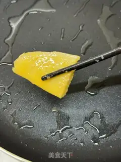 Make Egg frying step 5