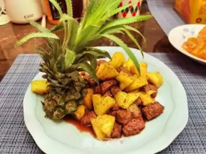 Make Pineapple black pepper beef step 5