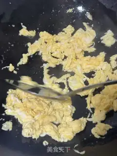 Make Eggs and meat and rice step 5