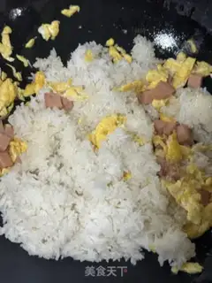 Make Eggs and meat and rice step 7