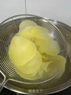 Make Spicy potato chips step 19
