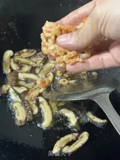 Make Shrimp rice pig skin step 5