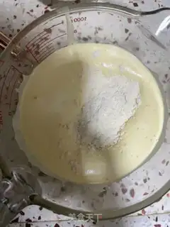Make Happy almond sponge cake step 6