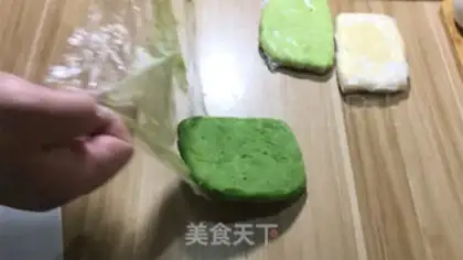 Make Tea and three-colour cookies step 12