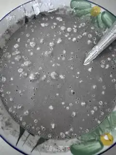 Make Tea and sesame cake step 0
