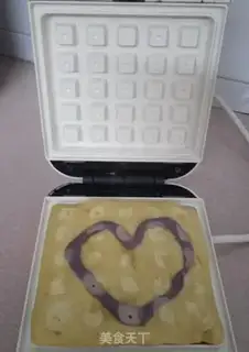 Make Smiley waffles step 10
