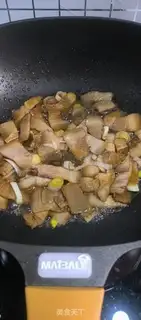 Make Sour stew step 1