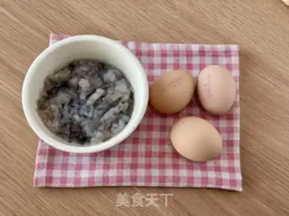 Make Shrimp scrawny eggs step 0