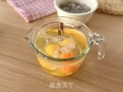 Make Shrimp scrawny eggs step 2