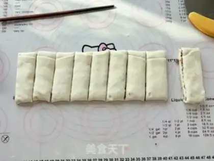 Make Carrot beef rolls step 6