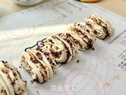 Make Carrot beef rolls step 8