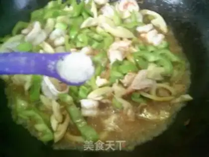 Make Cream pepper and shrimp step 9