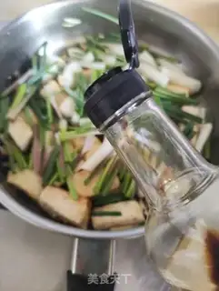 Make Scrambled old tofu step 4