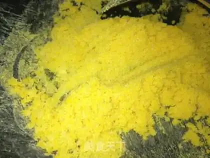 Make A chicken with a yellow wind step 4