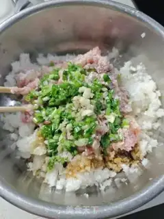 Make Steam radish meatballs step 4