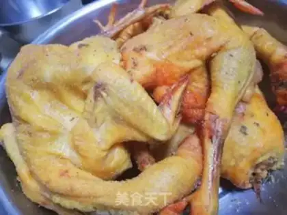 Make A chicken with a yellow wind step 7