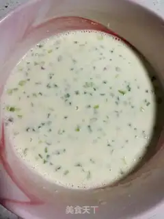 Make Quick-hand breakfast omelet step 1
