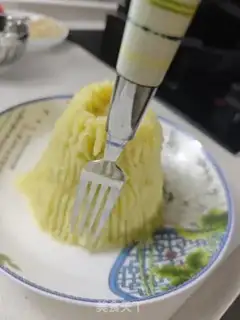 Make Volcanic mashed potatoes step 1