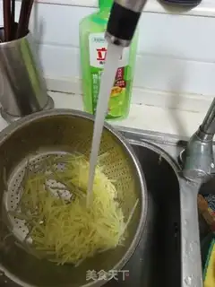 Make Clear the potatoes step 1