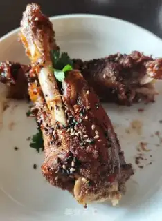 Make Mongol roasted lamb calf step 8