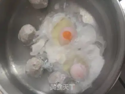 Make Burgered egg beefball soup step 3