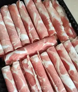 Make The lamb roll step 0