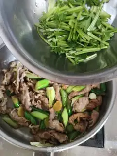 Make The lamb roll step 6