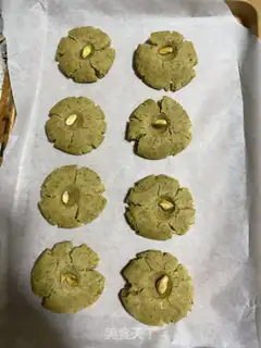 Make Pistachio peaches step 7