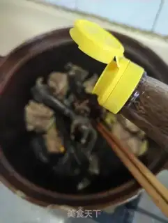 Make Sea cucumber chicken step 3