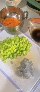 Make cucumber shrimp step 0