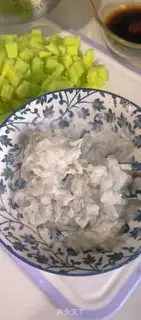 Make cucumber shrimp step 2