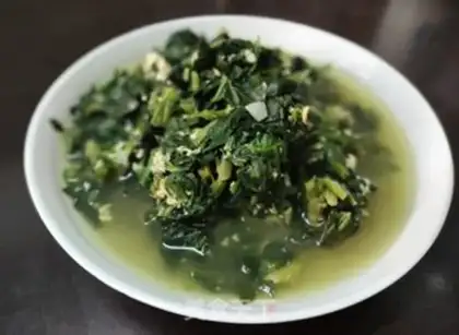 Make Spinach egg soup step 5
