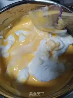 Make Strawberry roll step 5