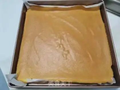 Make Strawberry roll step 6