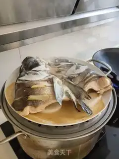 Make Precious fish heads step 2