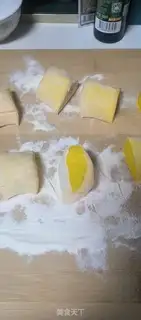 Make Pumpkin buns step 3