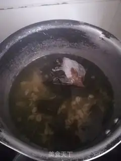 Make Seaweed green bean soup step 3