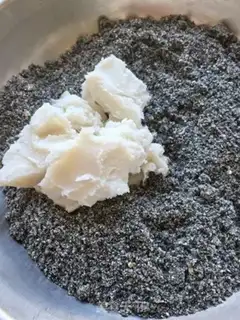 Make Black sesame peanut soup step 2