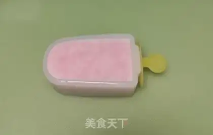 Make Homemade popsicles step 7