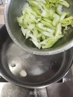 Make Yellow rice sauce step 2