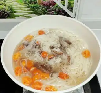 Make Breakfast noodles step 5