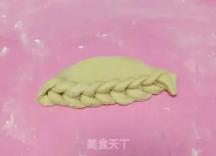 Make Puffed coconut bread step 7